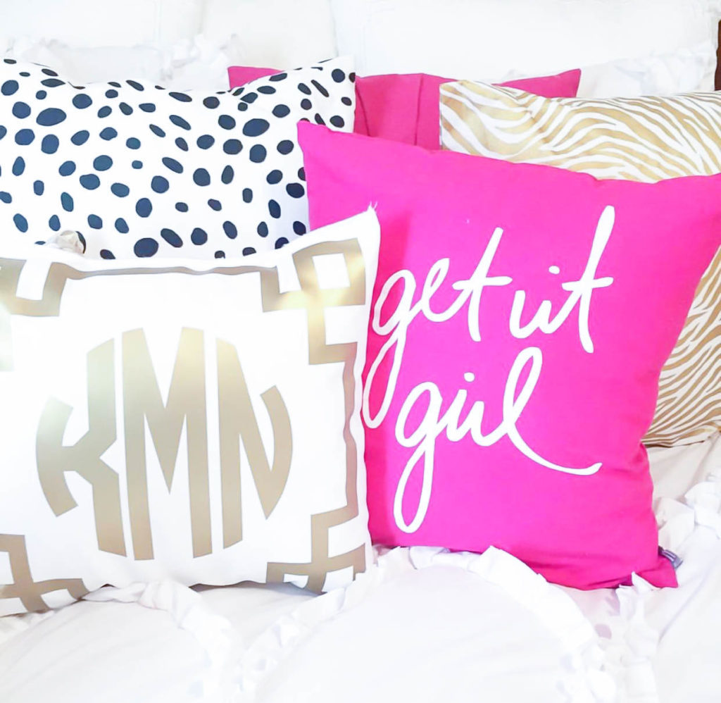 10 Most Pretty & Inspirational Bedroom Must Haves-1-36