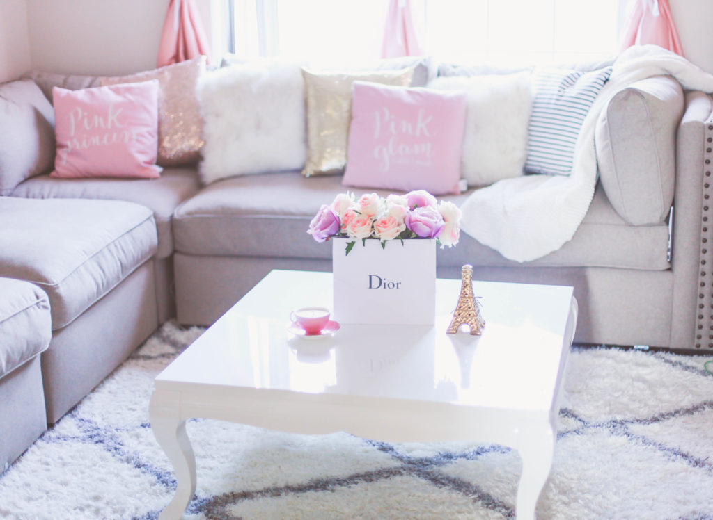 3 Ways To Make Your Living Room Lovely