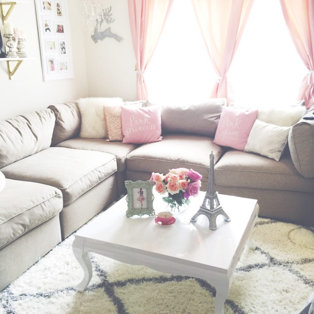 3 Ways To Make Your Living Room Lovely