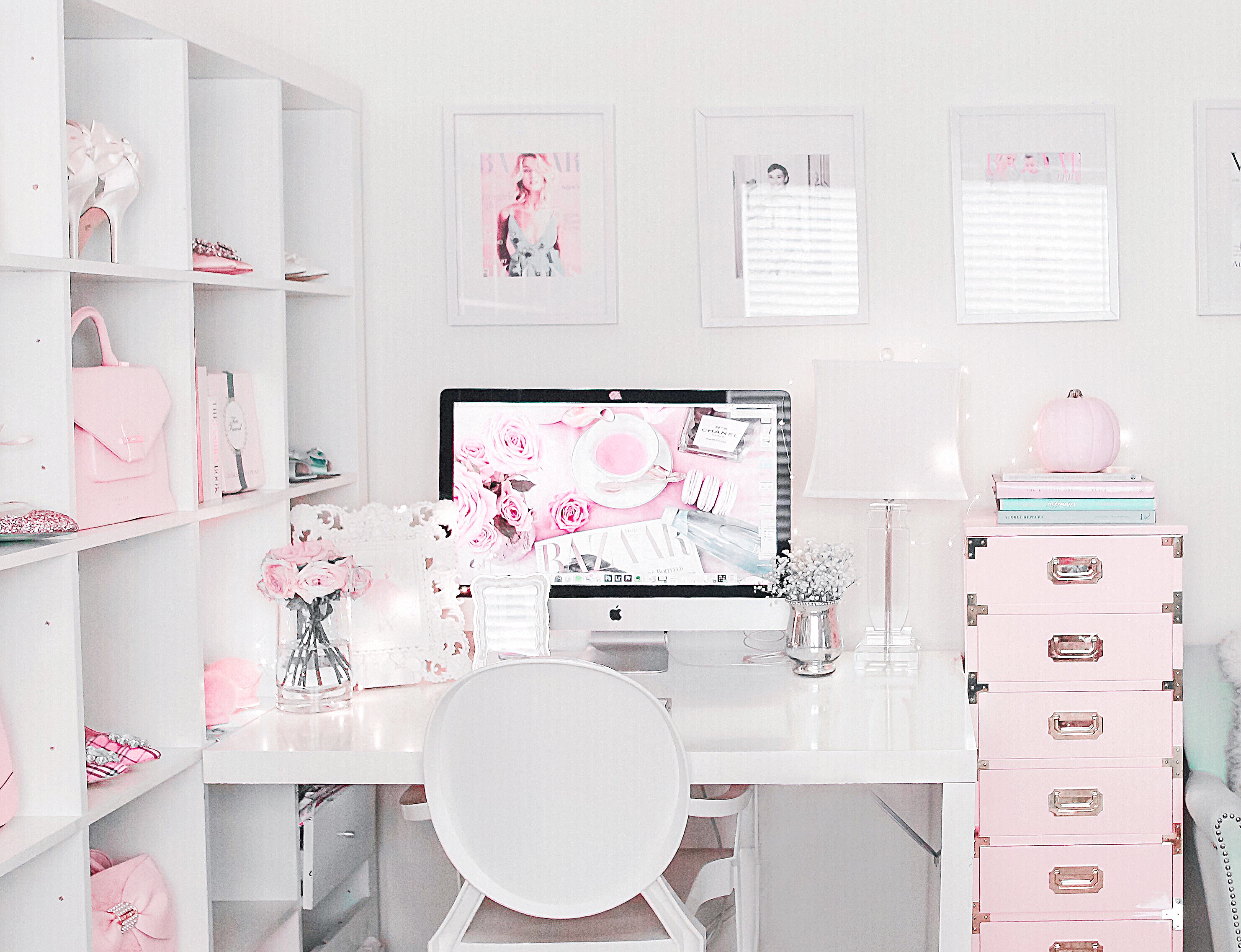 How To Make Your Workspace Pretty & Girly 