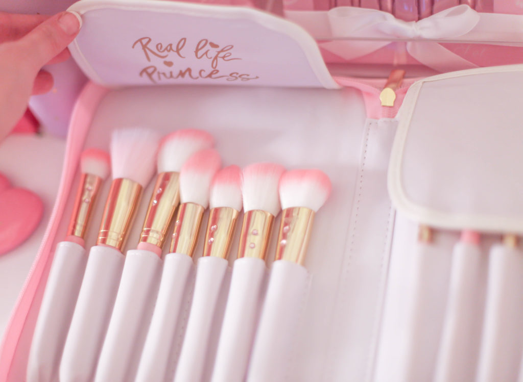 my go tos for the best & girly beauty brushes