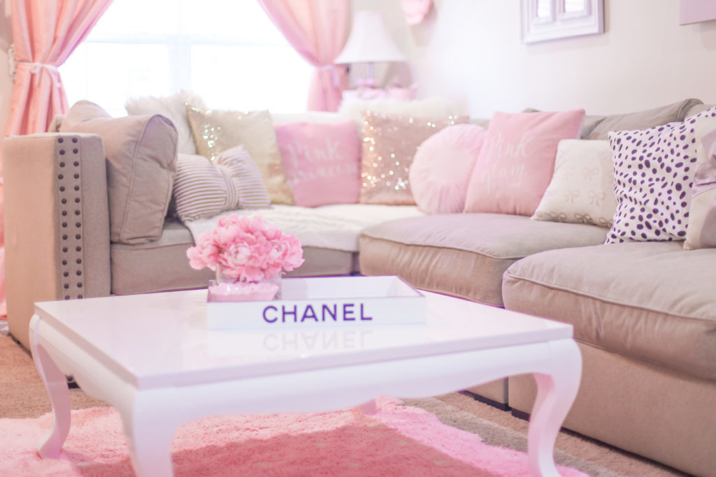 The Most Girly & Pink Decor