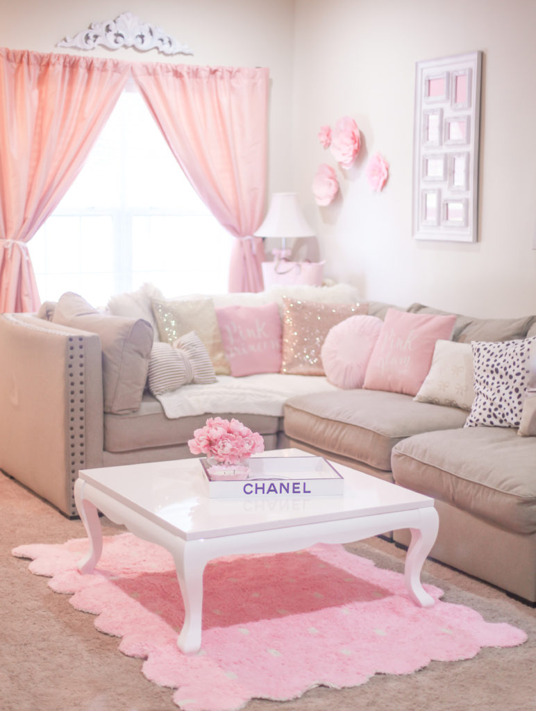 The Most Girly & Pink Decor