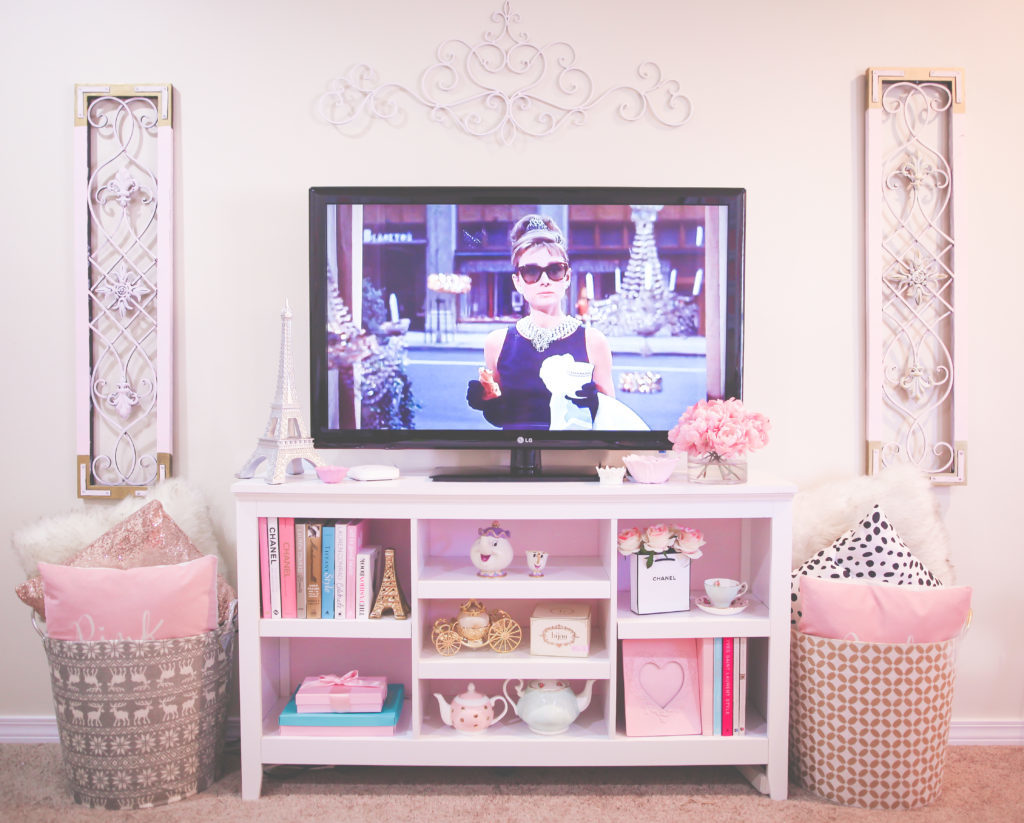 The Most Girly & Pink Decor