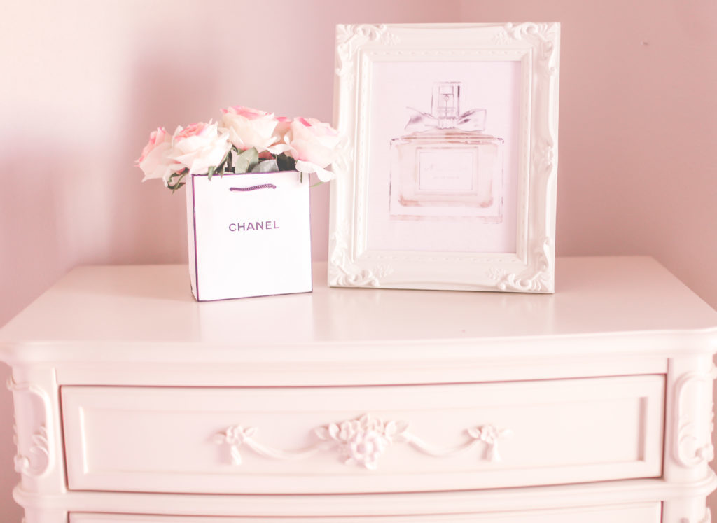 Must-Haves For A Beautiful Feminine Bedroom