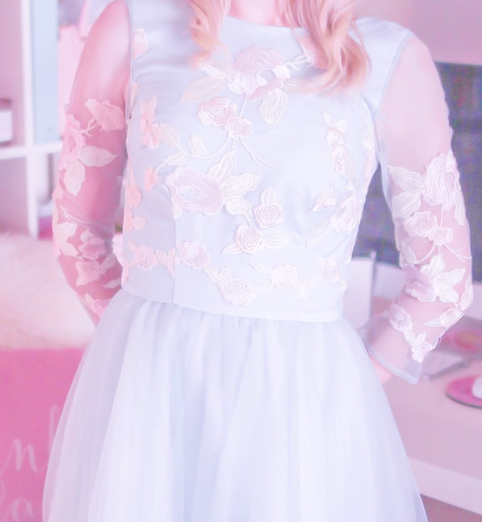 How To Pull Off Wearing A Fairytale Dress