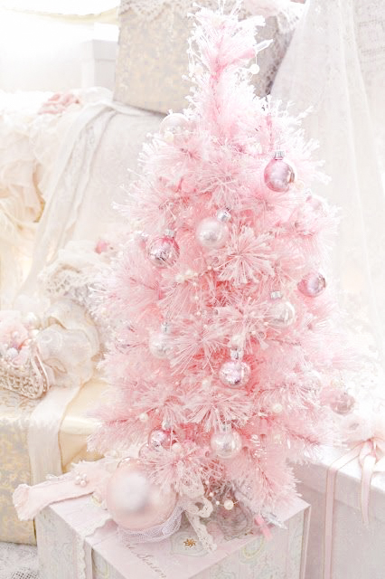 10 Most Pretty & Inspirational Christmas Decor Must-Haves