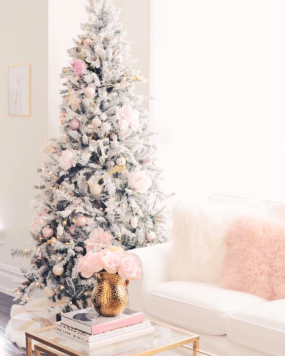 10 Most Pretty & Inspirational Christmas Decor Must-Haves