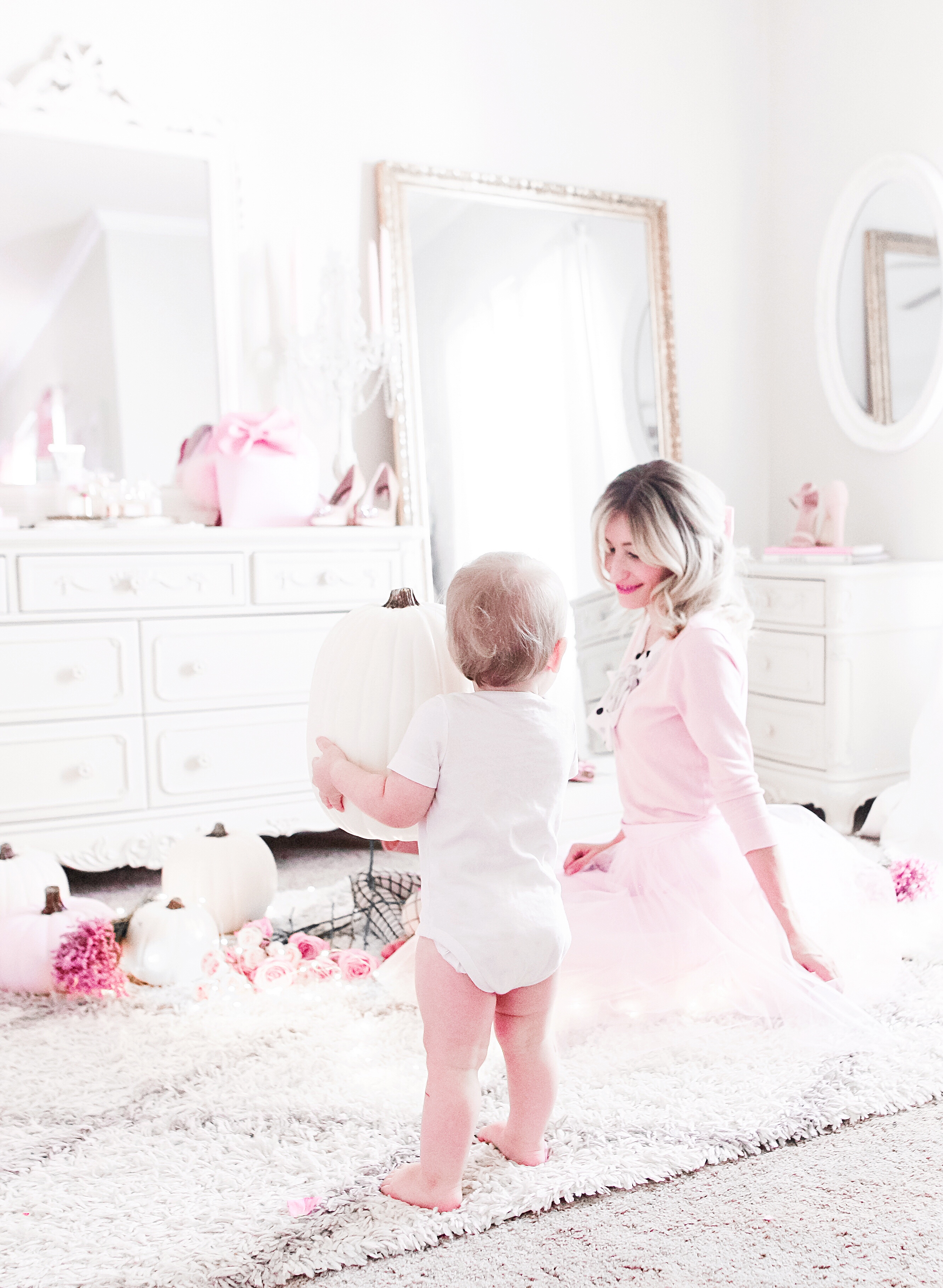 This Is How You Do Fall With A Feminine Touch + Fall Bucket List