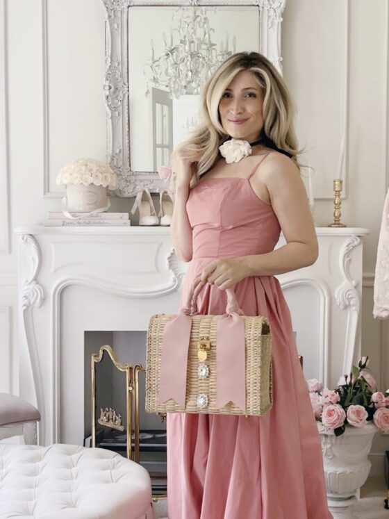 A Beautiful Pink Bedroom Makeover That’ll Make You Blush